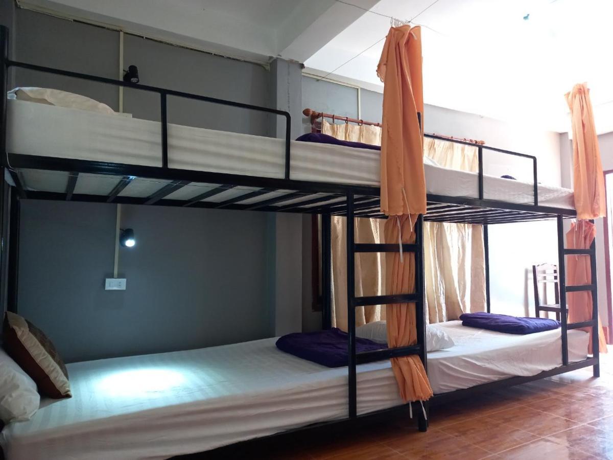 ואנג ויינג Riverside Garden Hostel מראה חיצוני תמונה