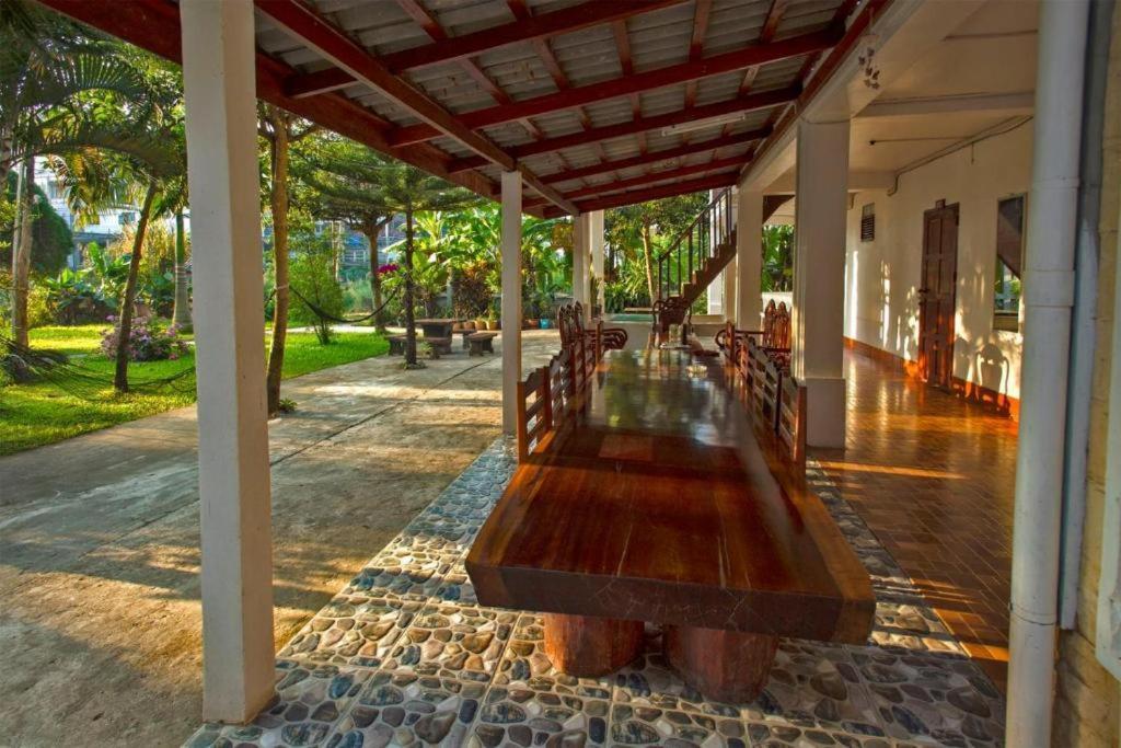 ואנג ויינג Riverside Garden Hostel מראה חיצוני תמונה