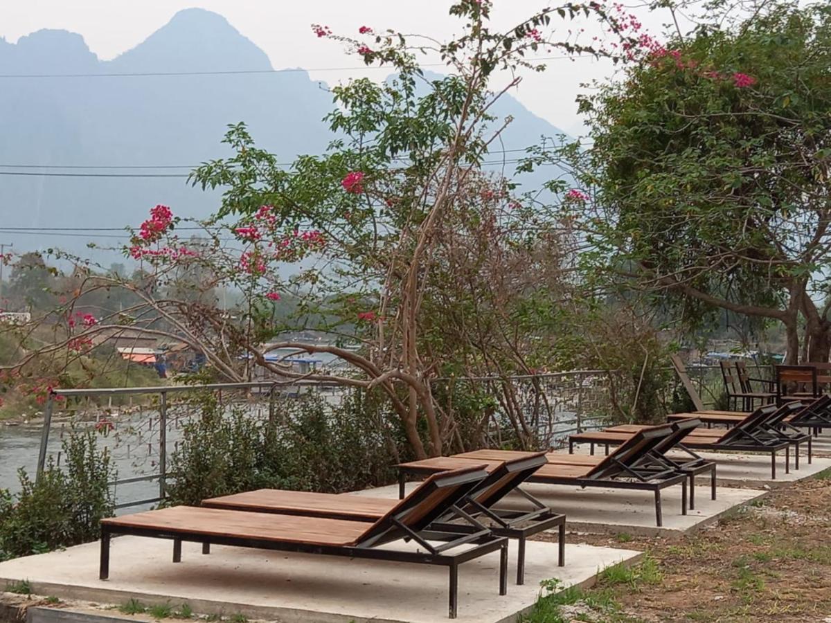 ואנג ויינג Riverside Garden Hostel מראה חיצוני תמונה