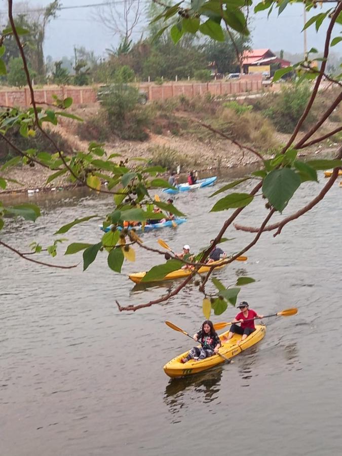 ואנג ויינג Riverside Garden Hostel מראה חיצוני תמונה