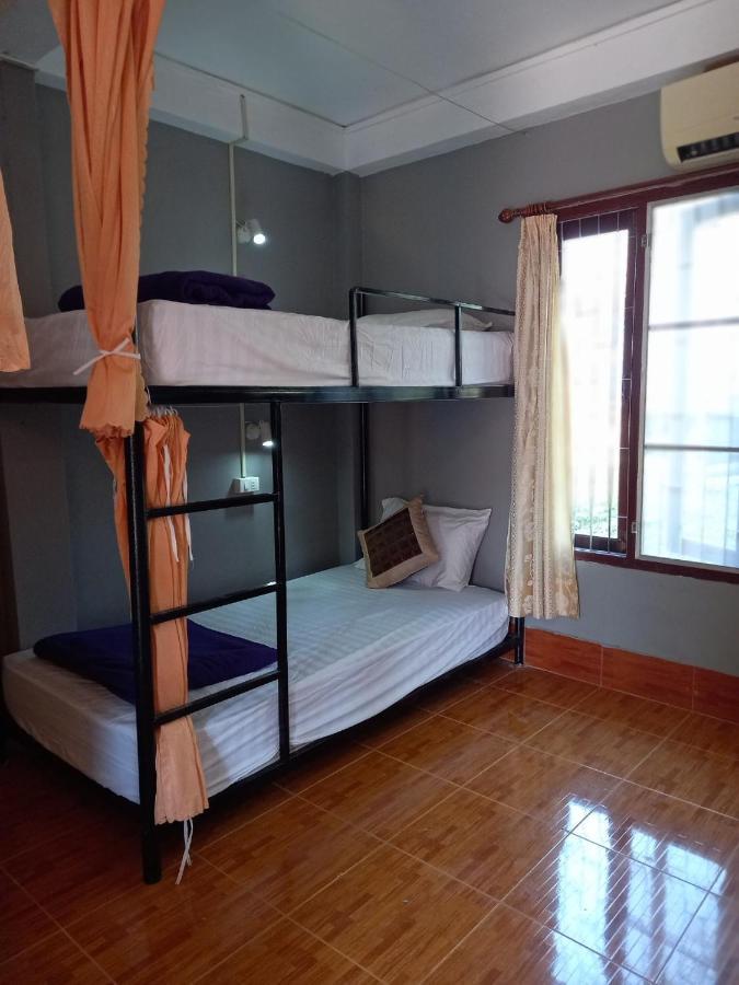 ואנג ויינג Riverside Garden Hostel מראה חיצוני תמונה