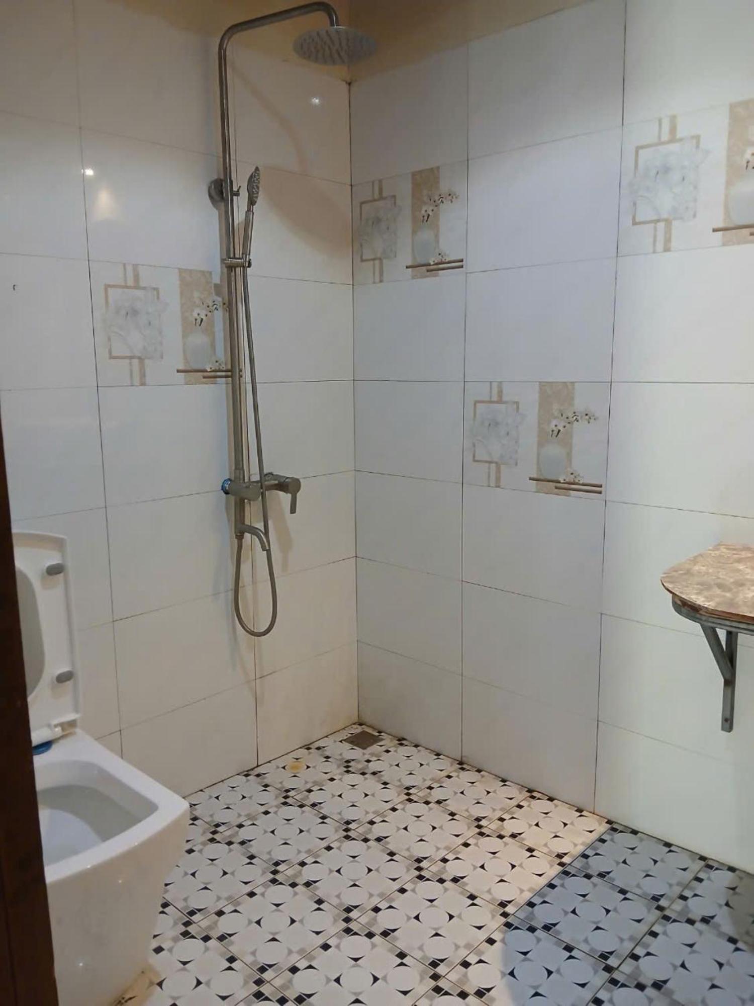 ואנג ויינג Riverside Garden Hostel מראה חיצוני תמונה